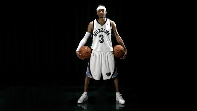 爱游戏在线登录入口-“埃尔斯·霍斯特：南非羚羊队的关键中场英雄”