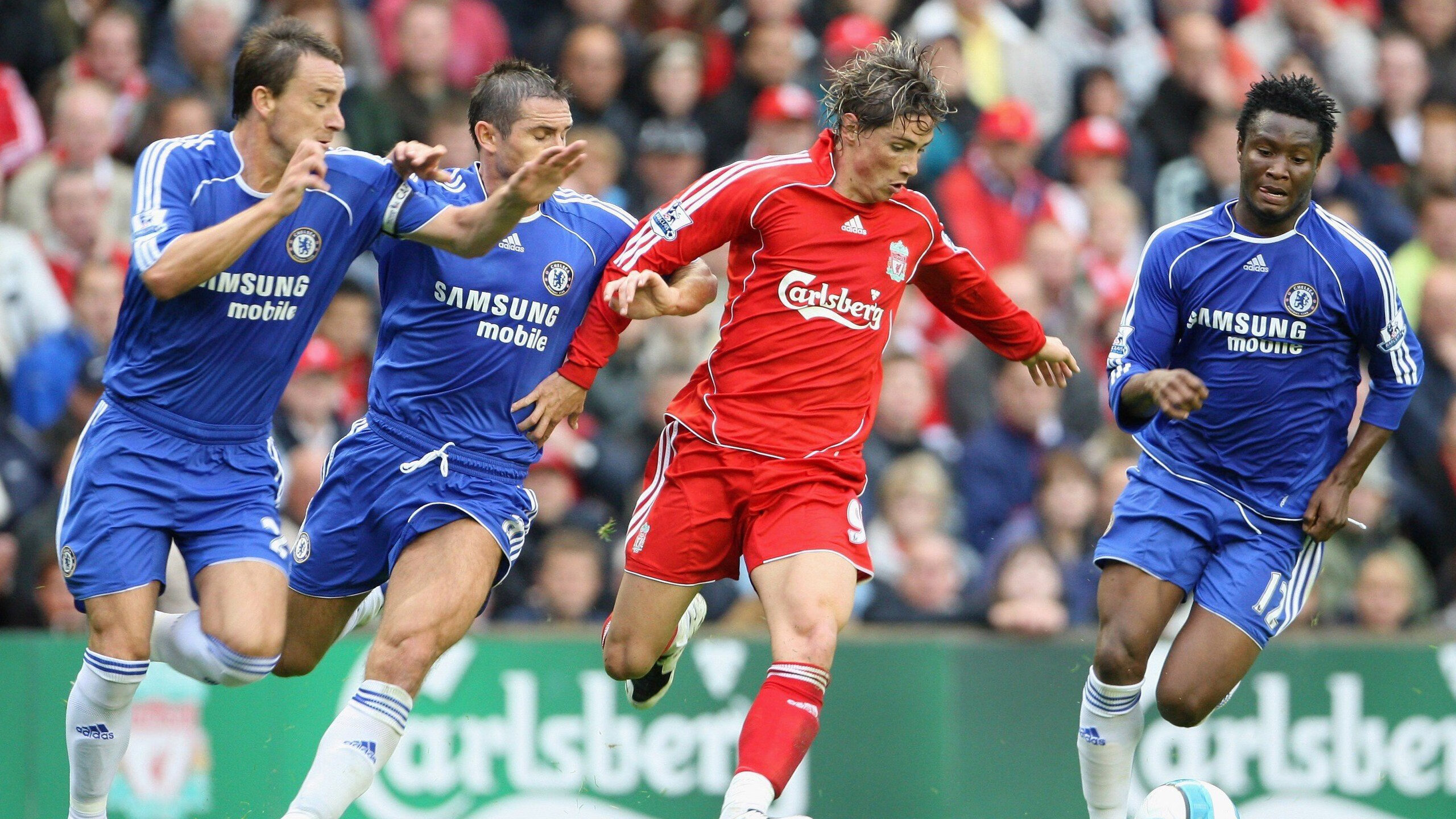 “帕布罗·马特拉:阿根廷美洲狮队的进攻与防守双重核心”