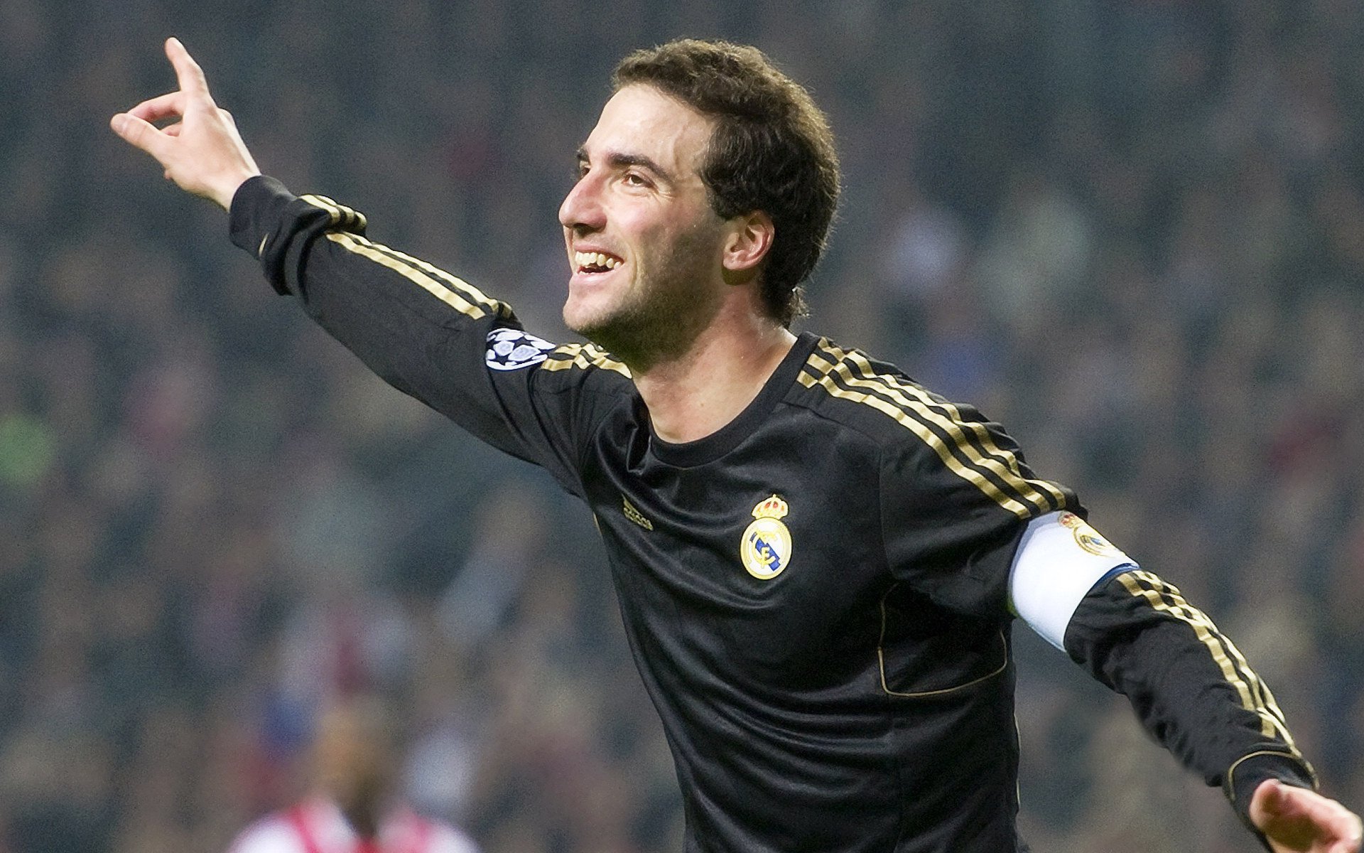 “比亚尔巴的精准传球与视野,阿根廷美洲狮队的新希望”